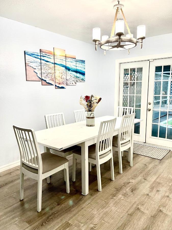A Cozy Space Coast Retreat Titusville Extérieur photo