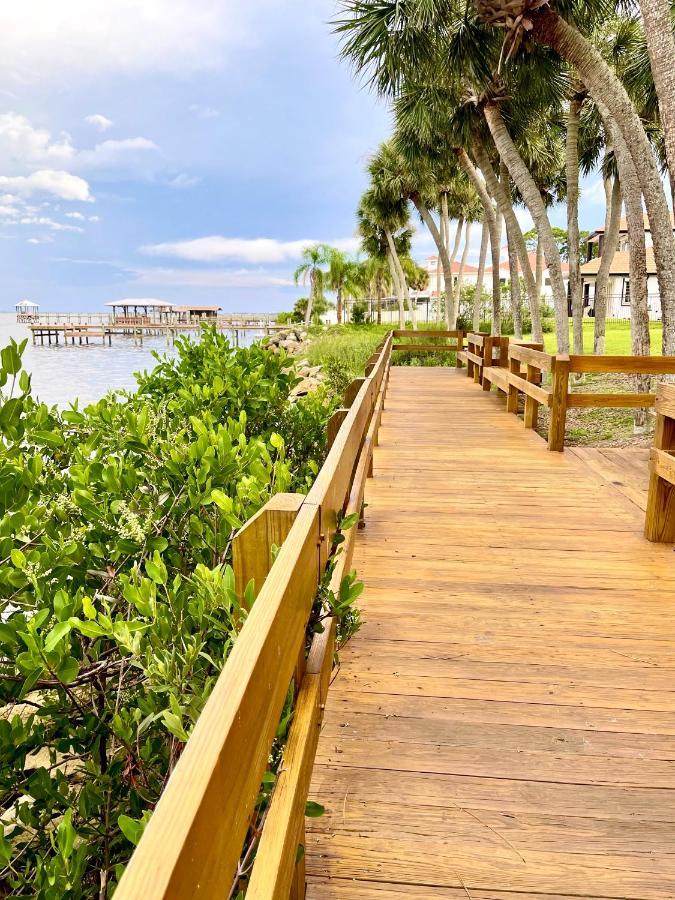 A Cozy Space Coast Retreat Titusville Extérieur photo